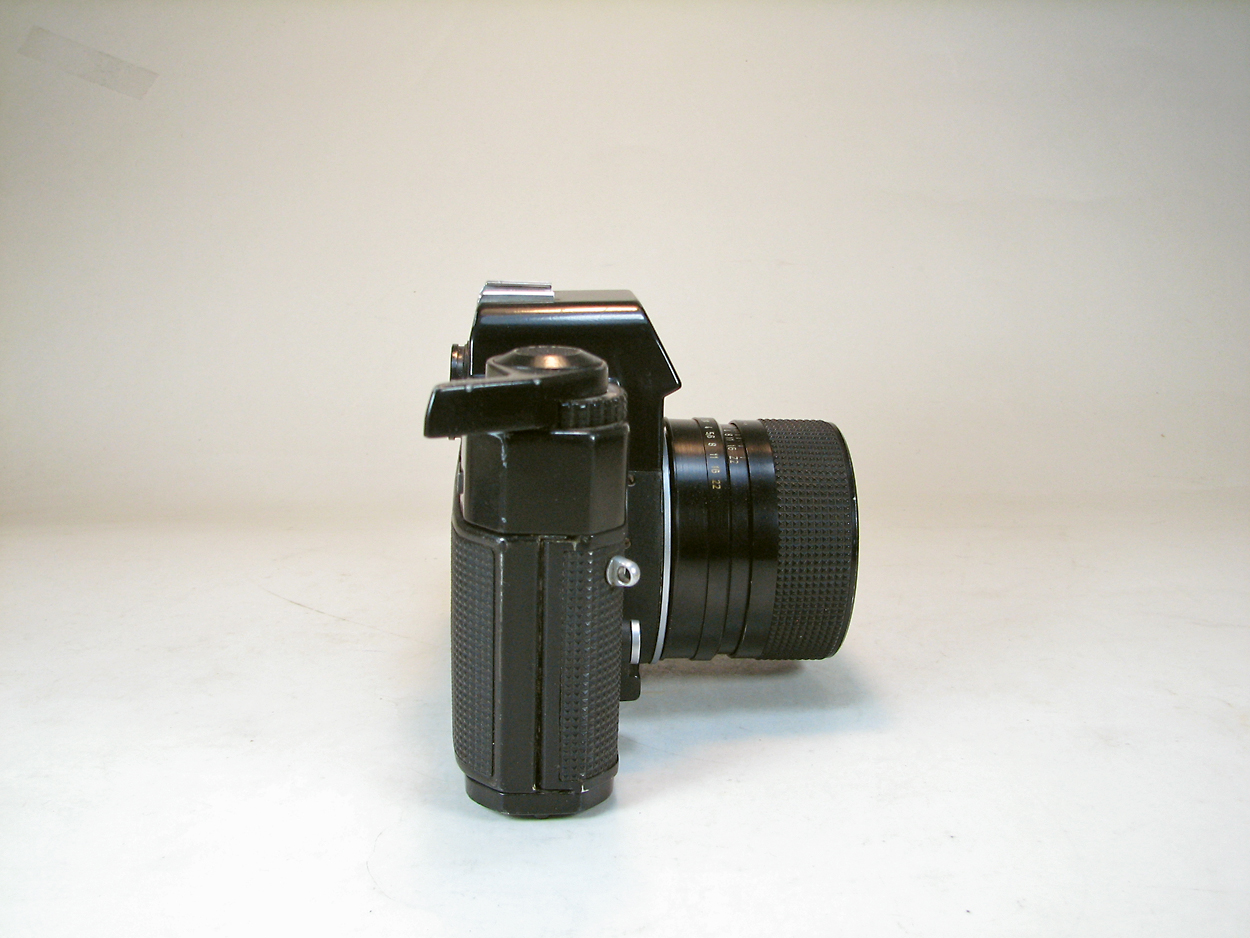 دوربین بسیار کمیاب ROLLEIFLEX SL 35 M
