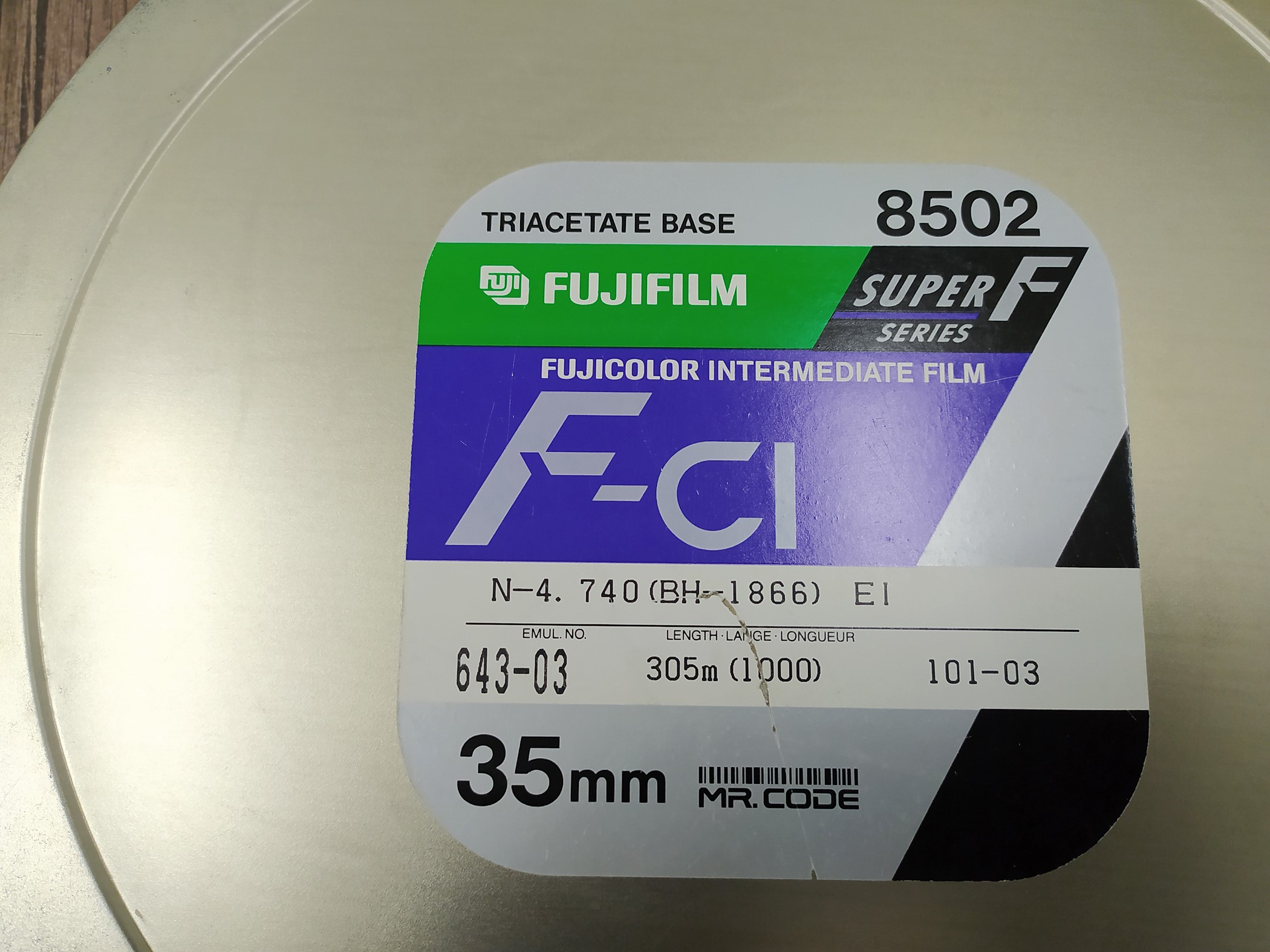 فیلم 35mm مارک FUJIFILM SUPER F 1000Ft