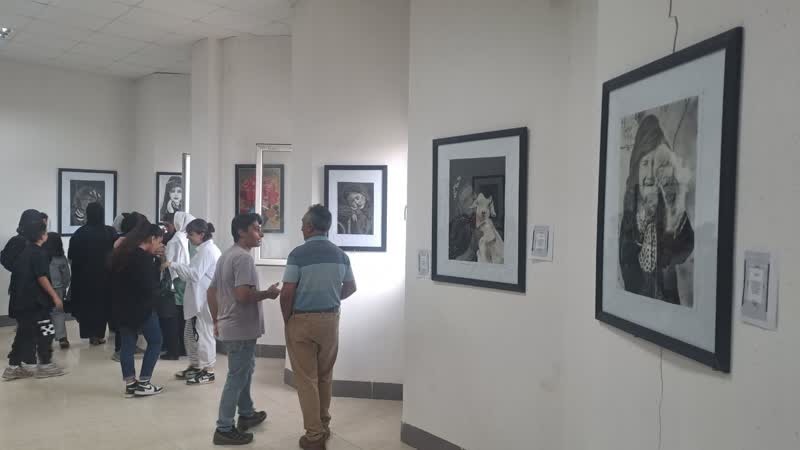 نمایشگاه هنرهای تجسمی دیواندره