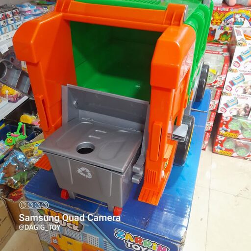  خرید اسباب بازی ماشین حمل زباله بزرگ به قیمت بسیار مناسب