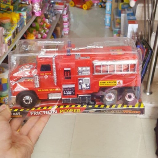       خرید اسباب بازی ماشین آتش نشانی به قیمت بسیار مناسب در مقایسه با بازار 