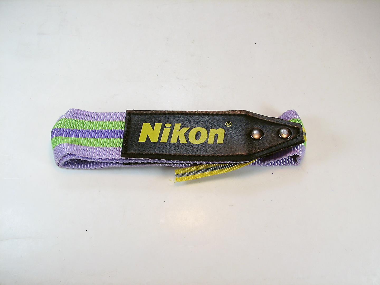 بند آکبند رنگی دوربین عکاسی مارک Nikon